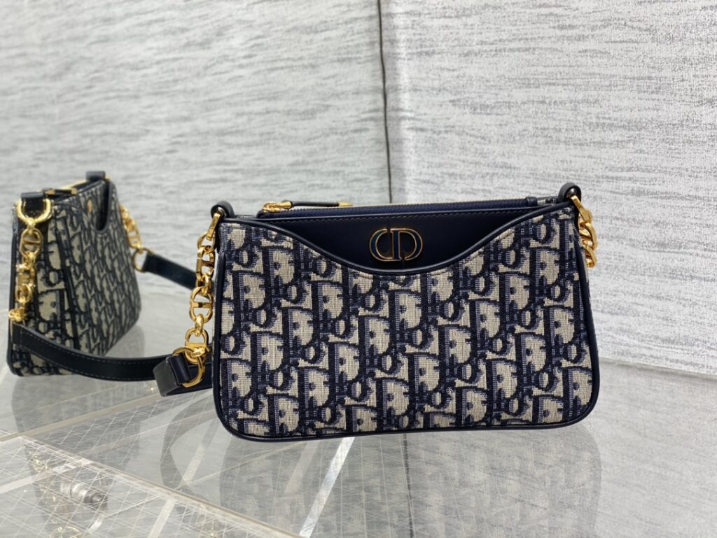 Dior-Hobo-Avenue-Shoulder bag-classic blue