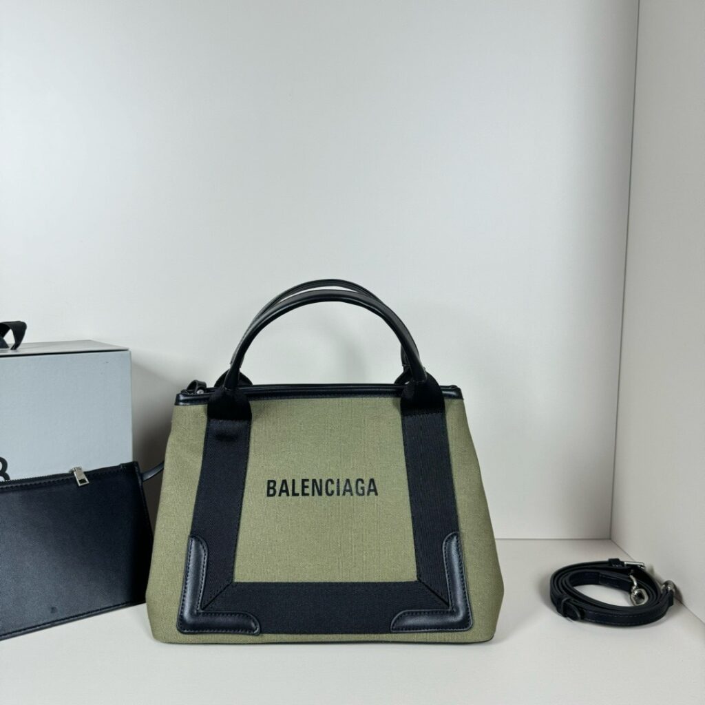 Balenciaga-Handbag with strap-Embroidery