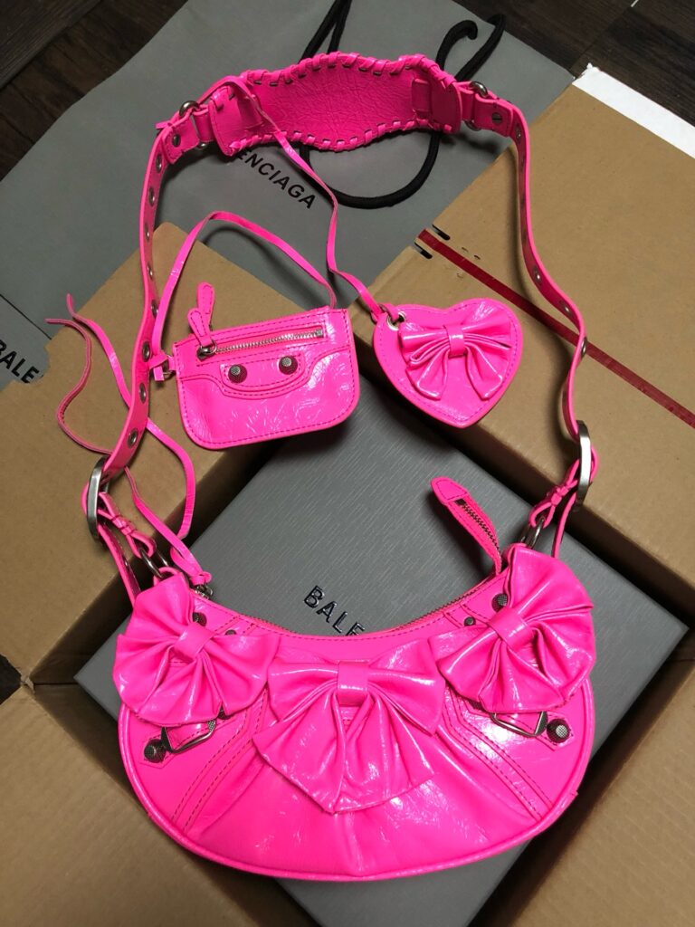 Balenciaga- Le Cagole-Shoulder Bag