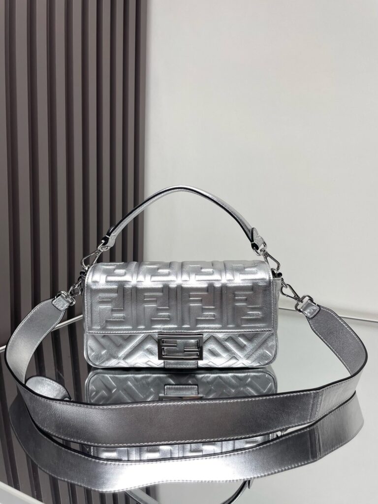 Fendi-Baguette-Medium-Silver
