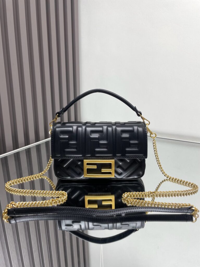 Fendi-Baguette-Small-Black