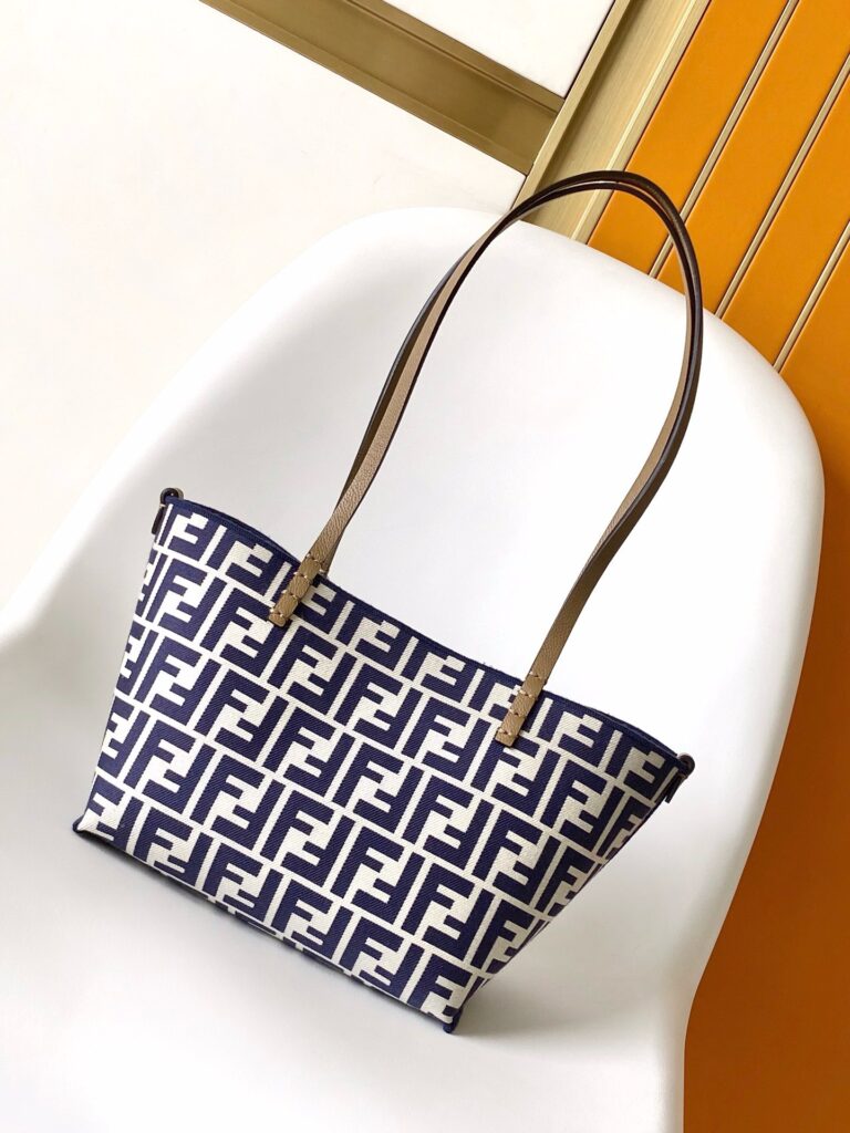 Fendi- Roll-Small-Blue