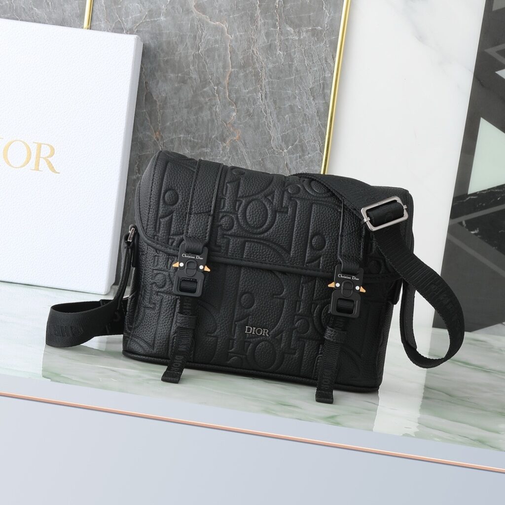 Dior-Hit The Groad -Black -Lambskin