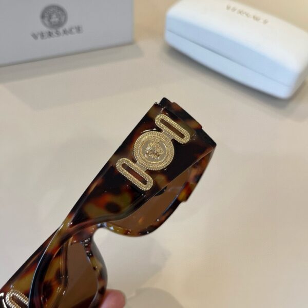 Versace-Sunglasses - Image 6