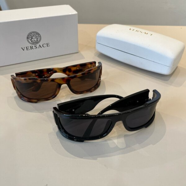 Versace-Sunglasses - Image 9