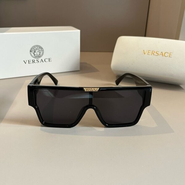 Versace-Sunglasses - Image 9