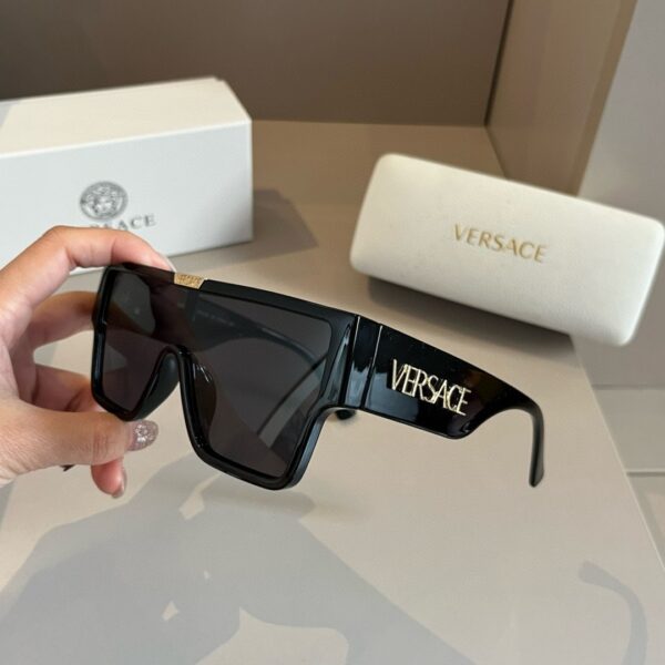 Versace-Sunglasses - Image 11