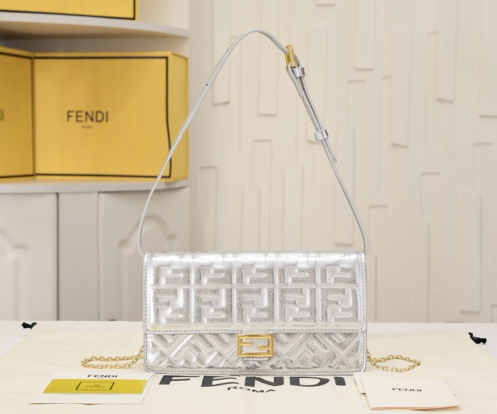 Fendi- Baguette-Lambskin-Small