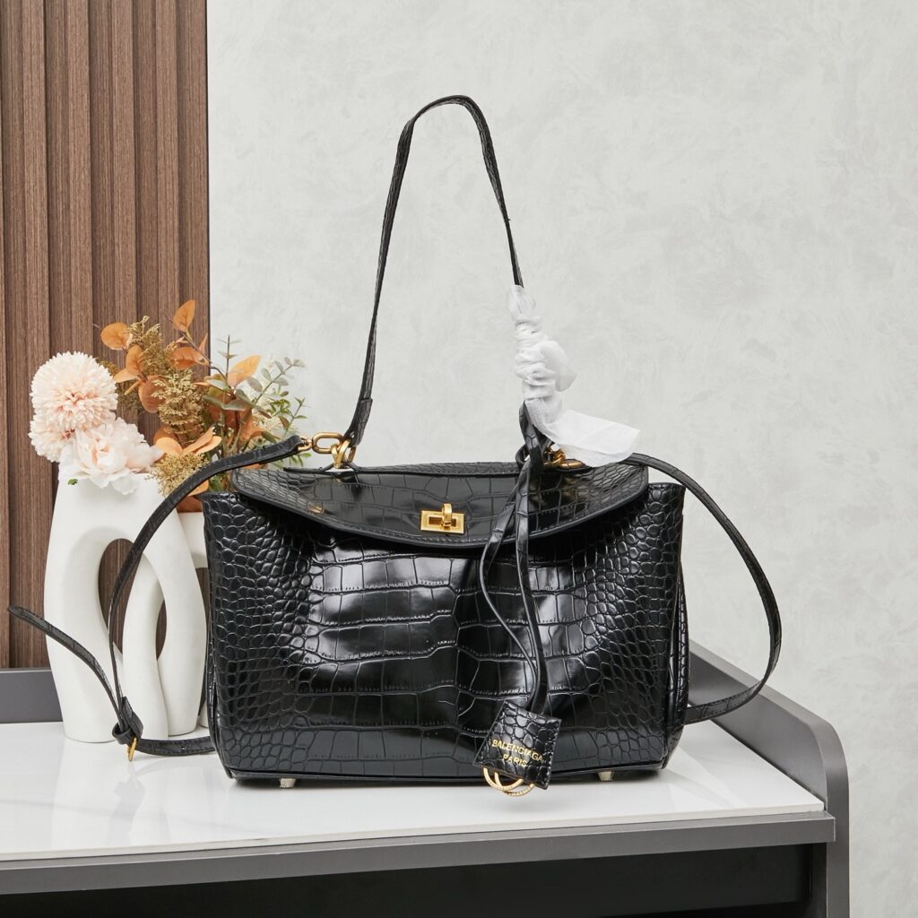 Balenciaga-Belair Carry All-Shoulder/Cross body Bag