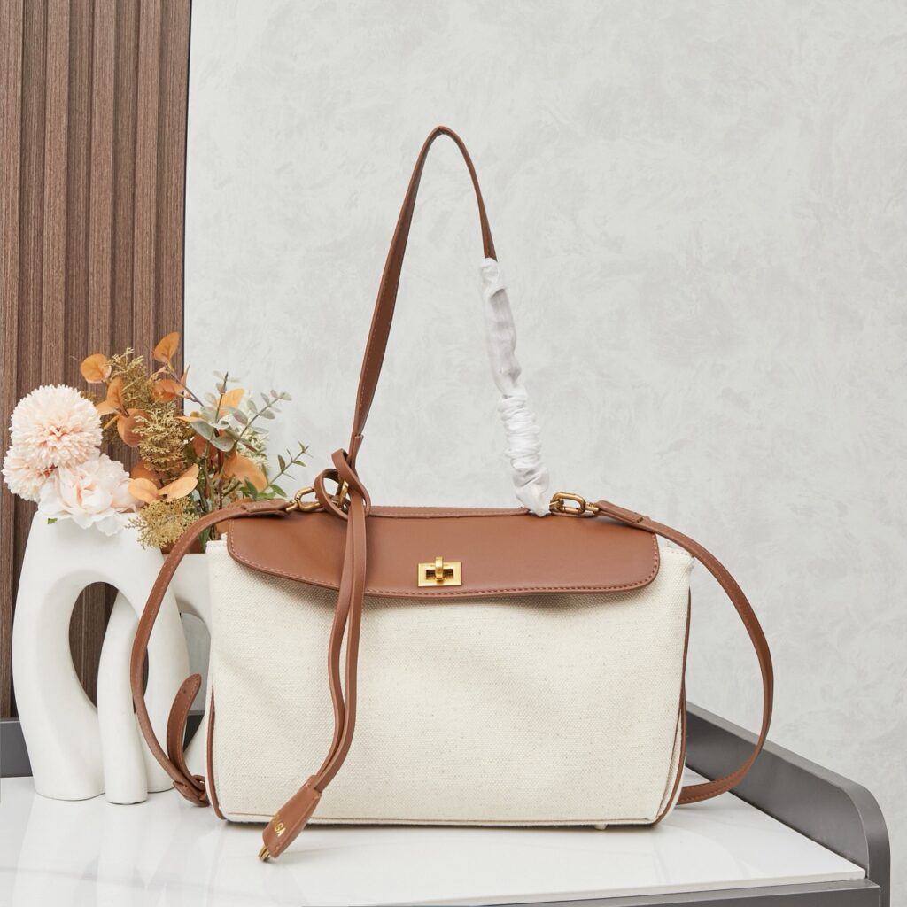 Balenciaga-Belair Carry All-Shoulder/Cross body Bag