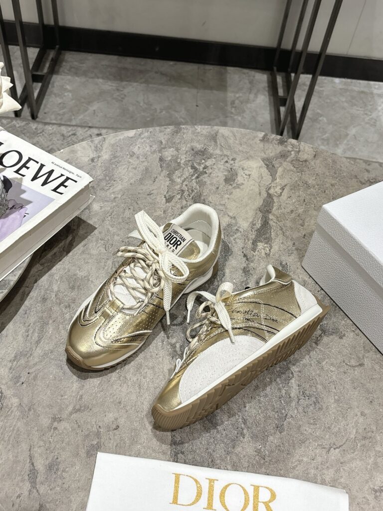 Dior D-SKetch Sneakers Gold