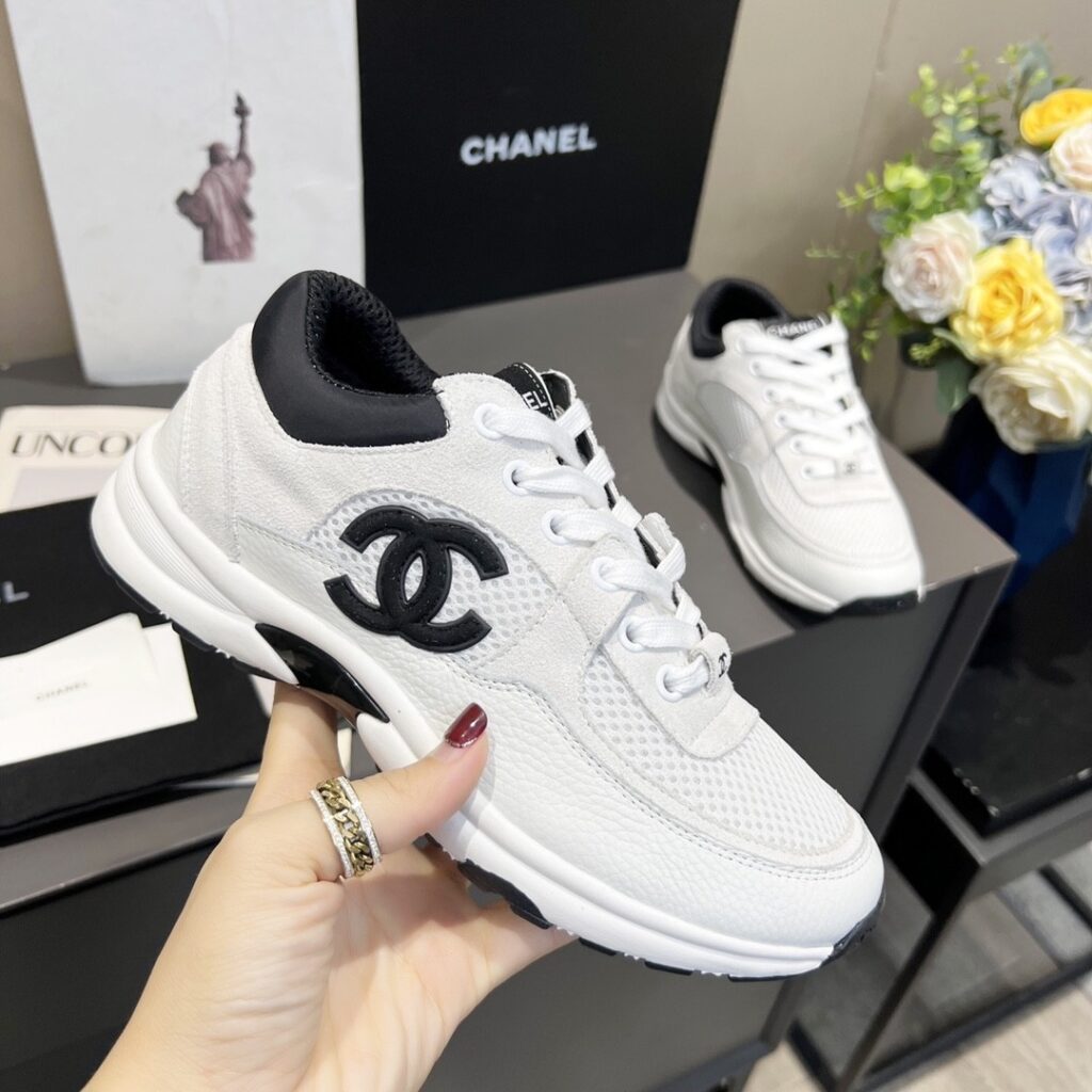 Chanel Sneakers White&Black