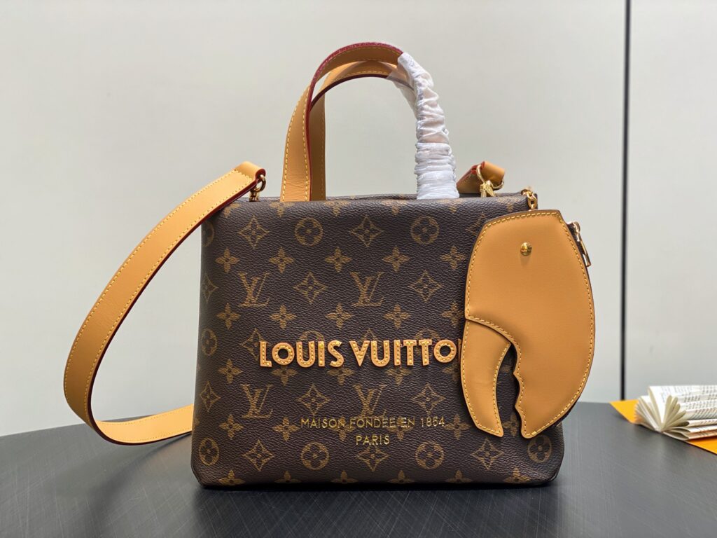 LV-Shopper-M13940