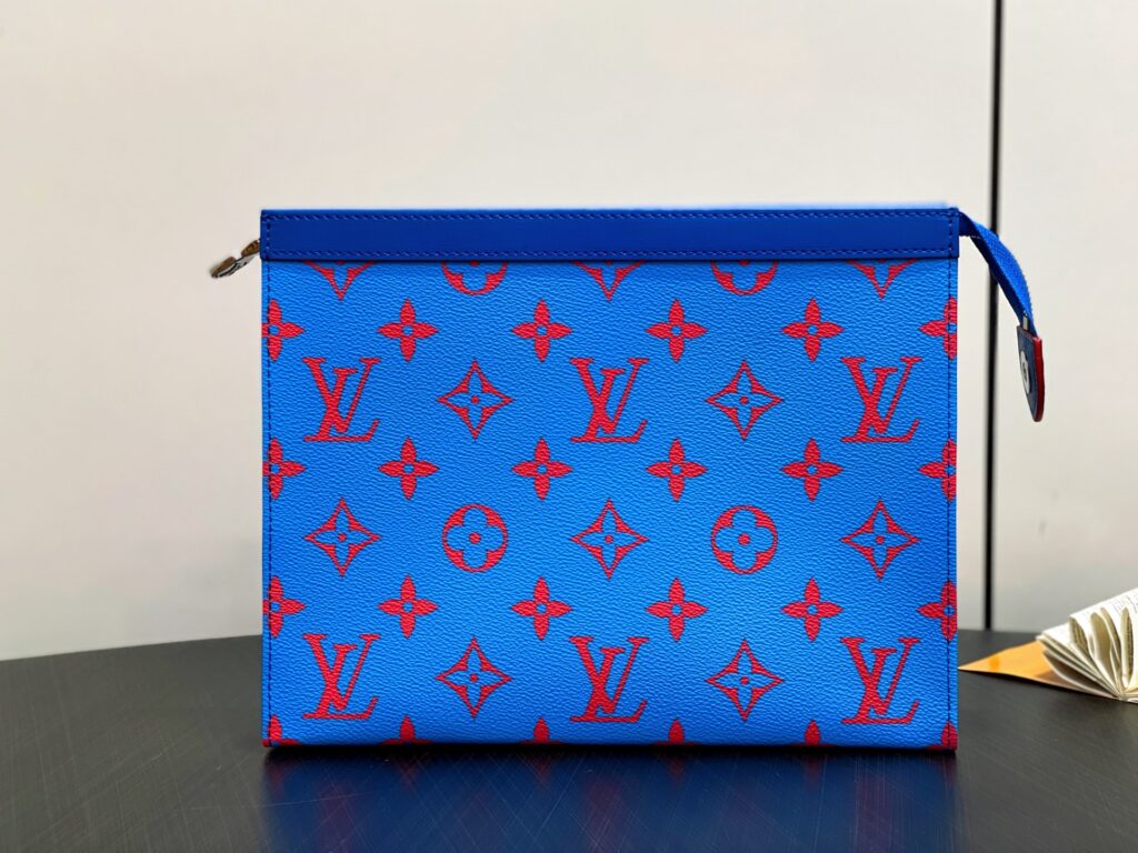 LV-Pochette Voyage-M14692