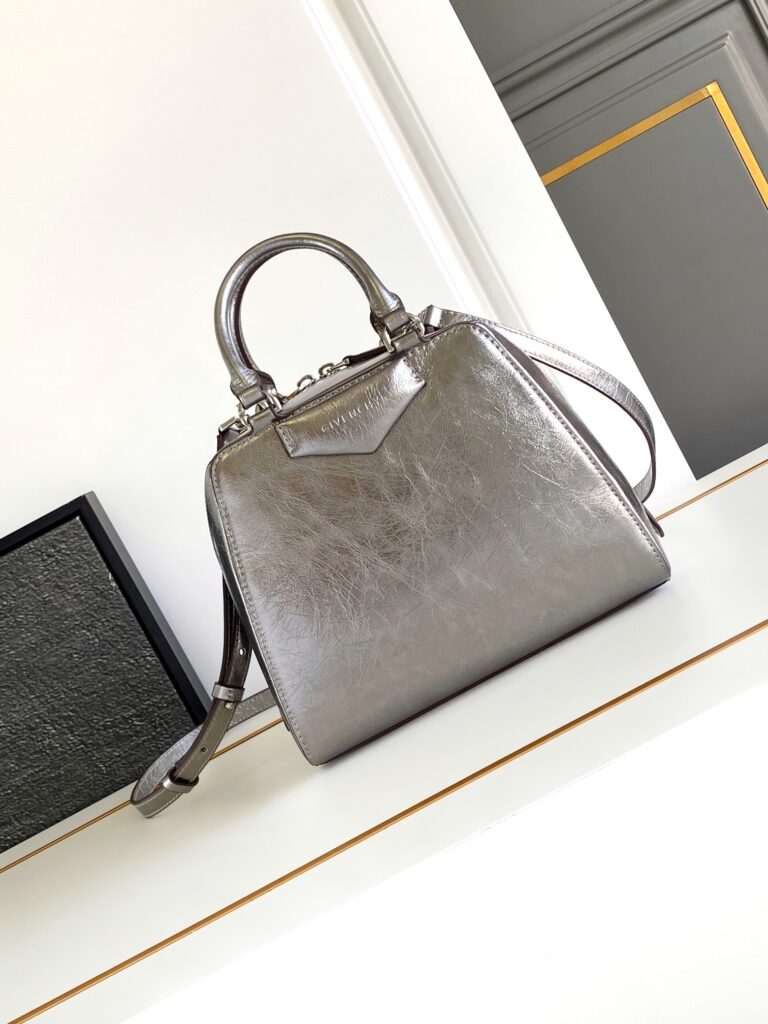 Givenchy-Anyigona Cube-silver