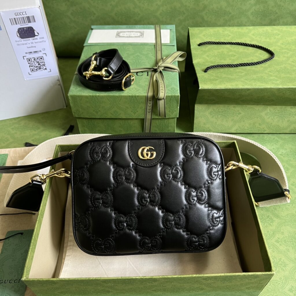 Gucci-Matelassé-Black-702234