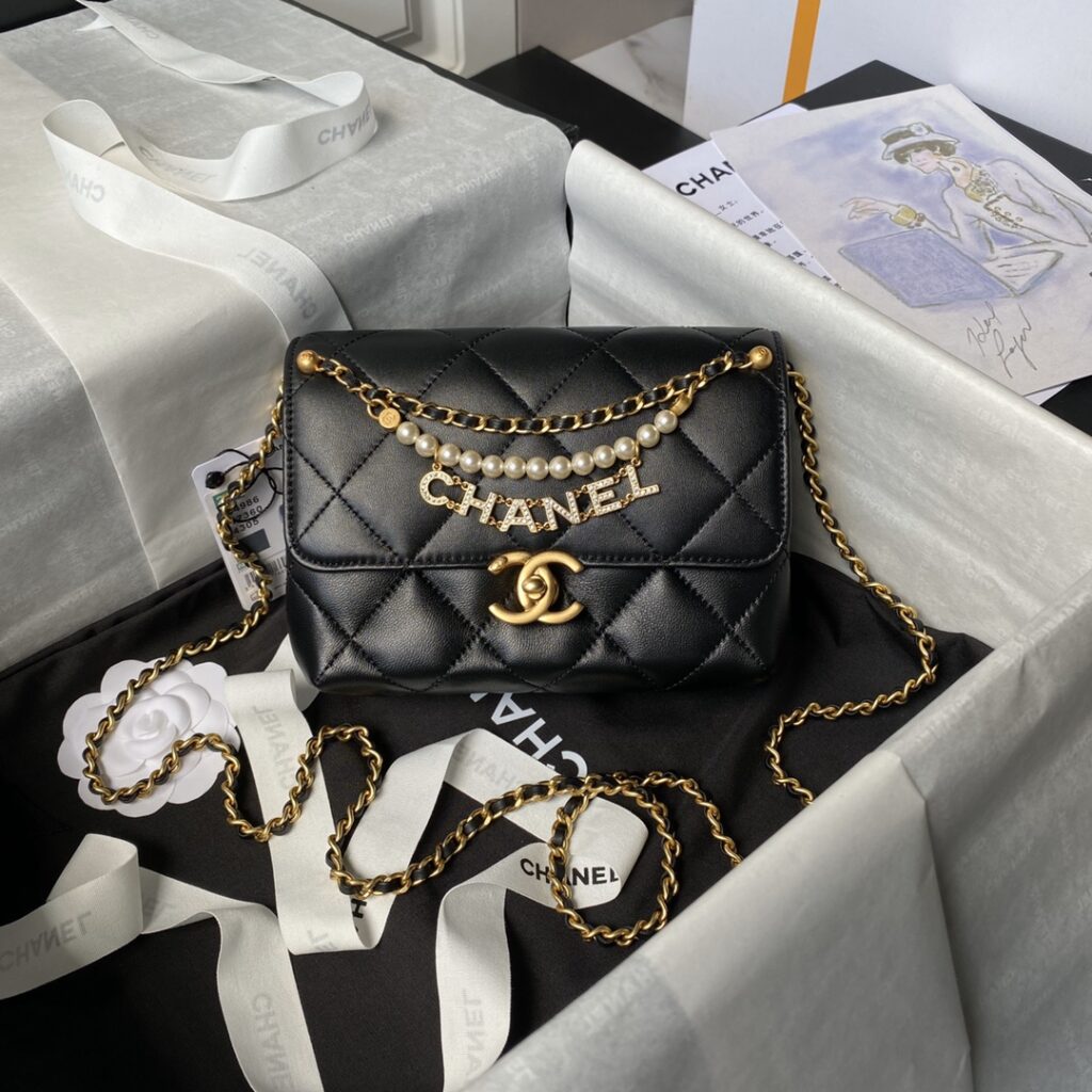 Chanel-24A-AS4986-Black-Gold buckle