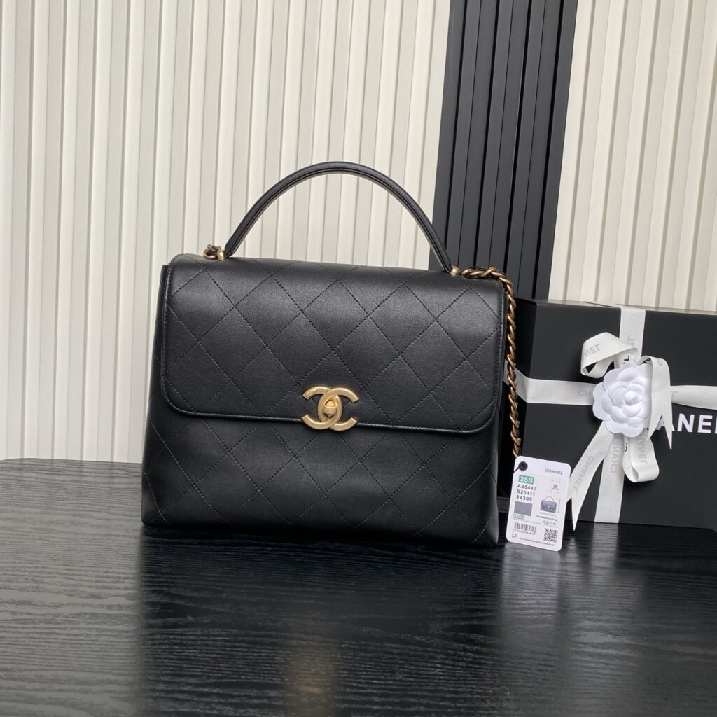 Chanel-25S-AS5447-Black