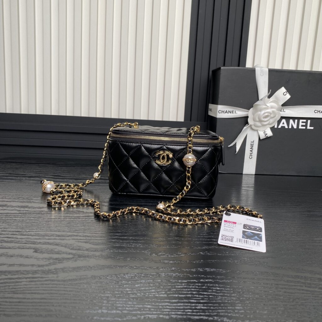 Chanel-24K-AP4285-Black