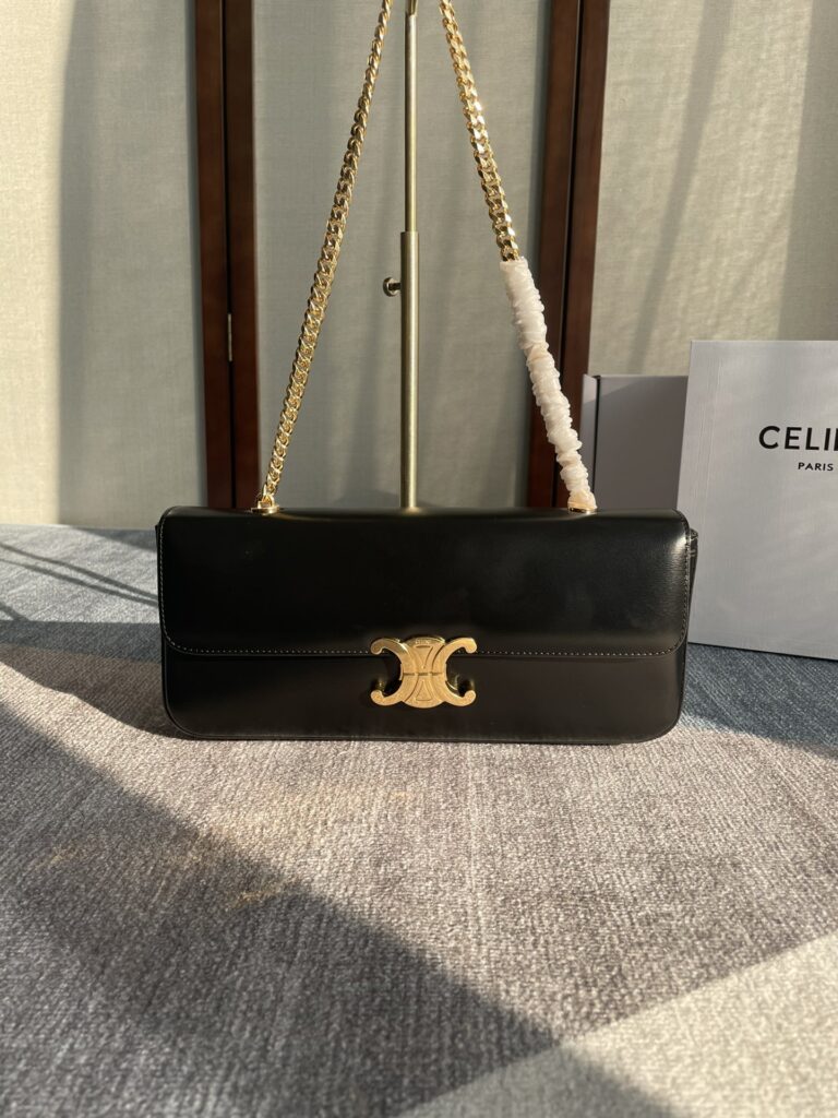 Celine-Armpit-197413