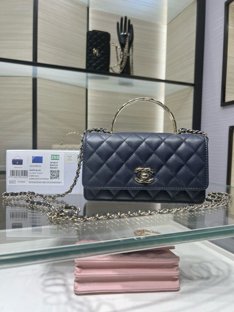 Chanel-Coco crush-AP4621Y-Navy blue