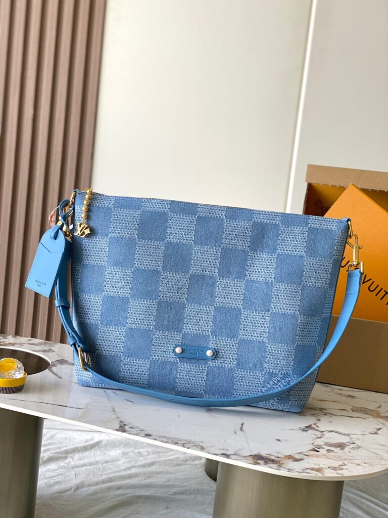 LV-Vagabond Hobo-M00202