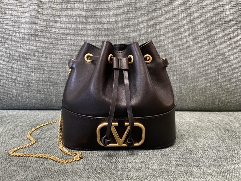 valentino-bucket bag-black
