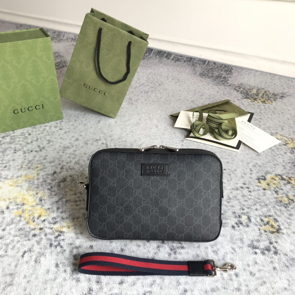 Gucci-Supreme-495562