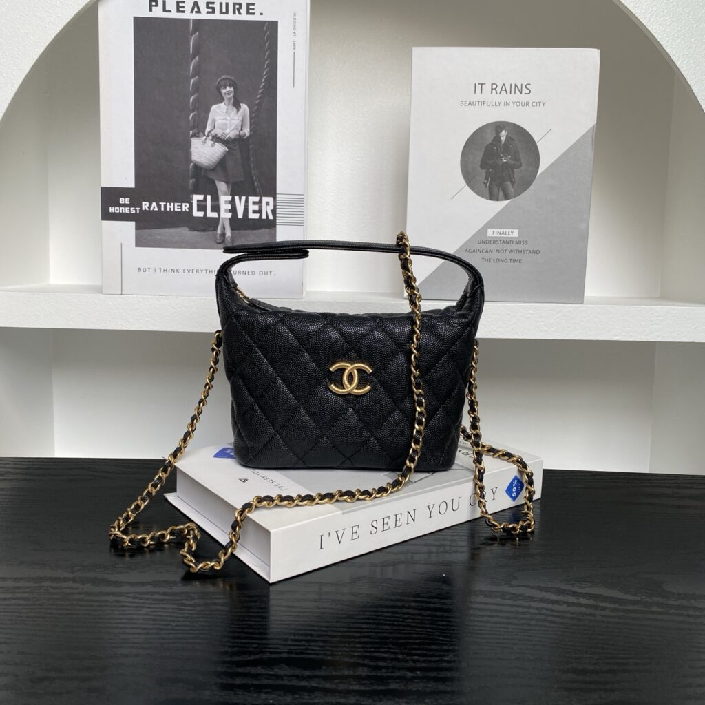 Chanel-25P-AP4484-Black