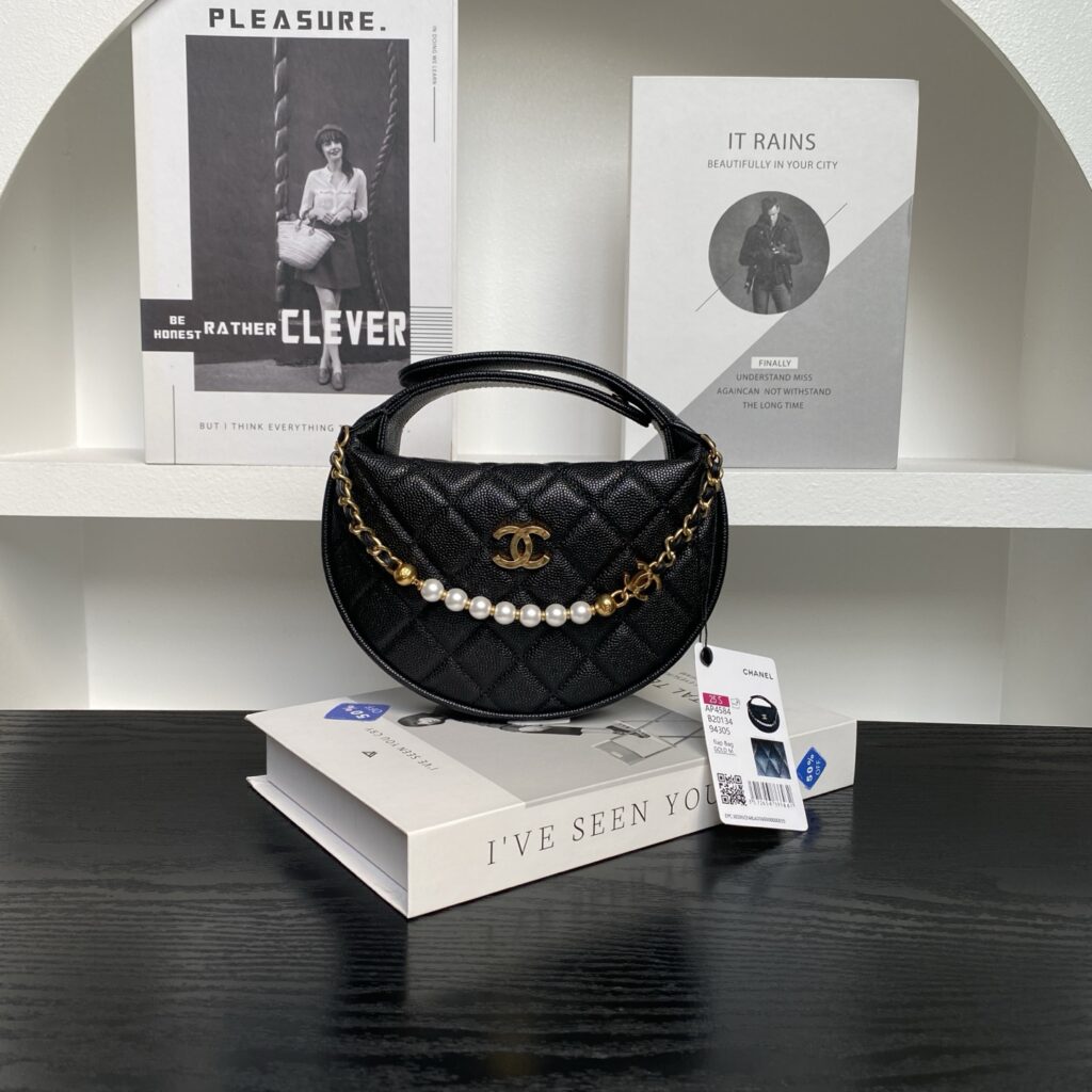 Chanel-25S-AP4584-Black