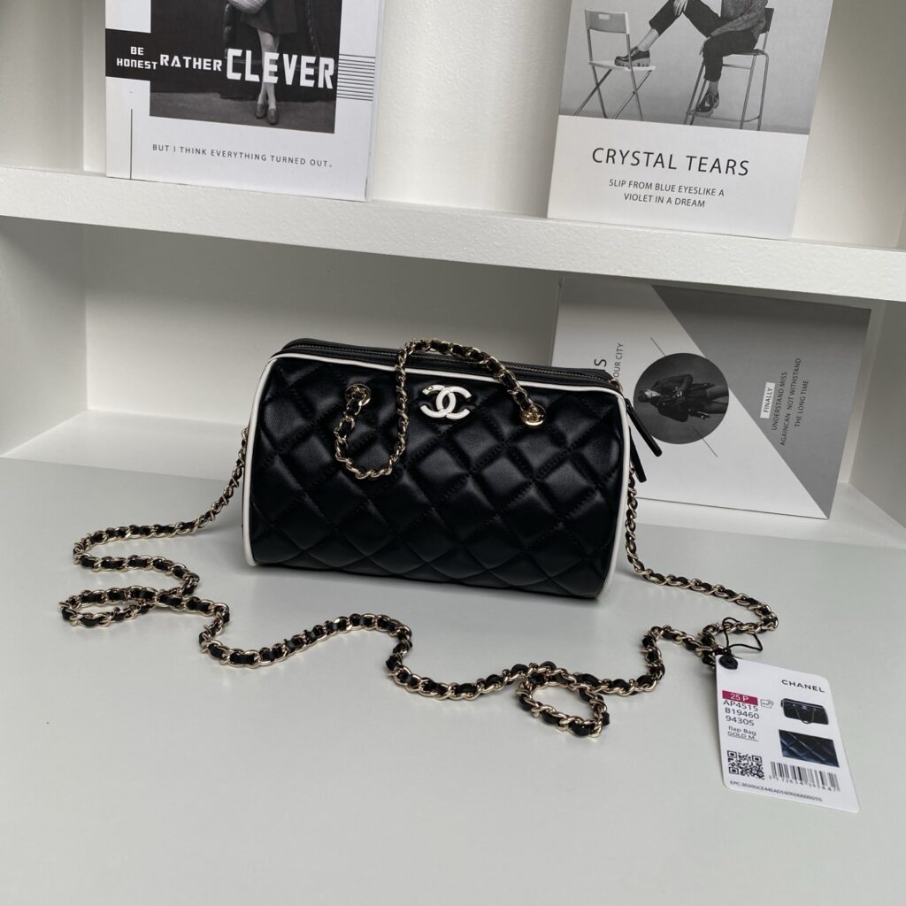 Chanel-25P-AP4515-Black