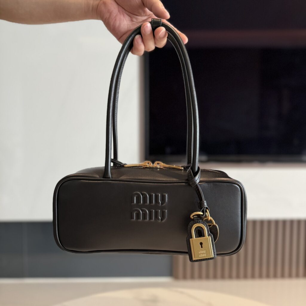Miumiu-25S-5BB173-Black