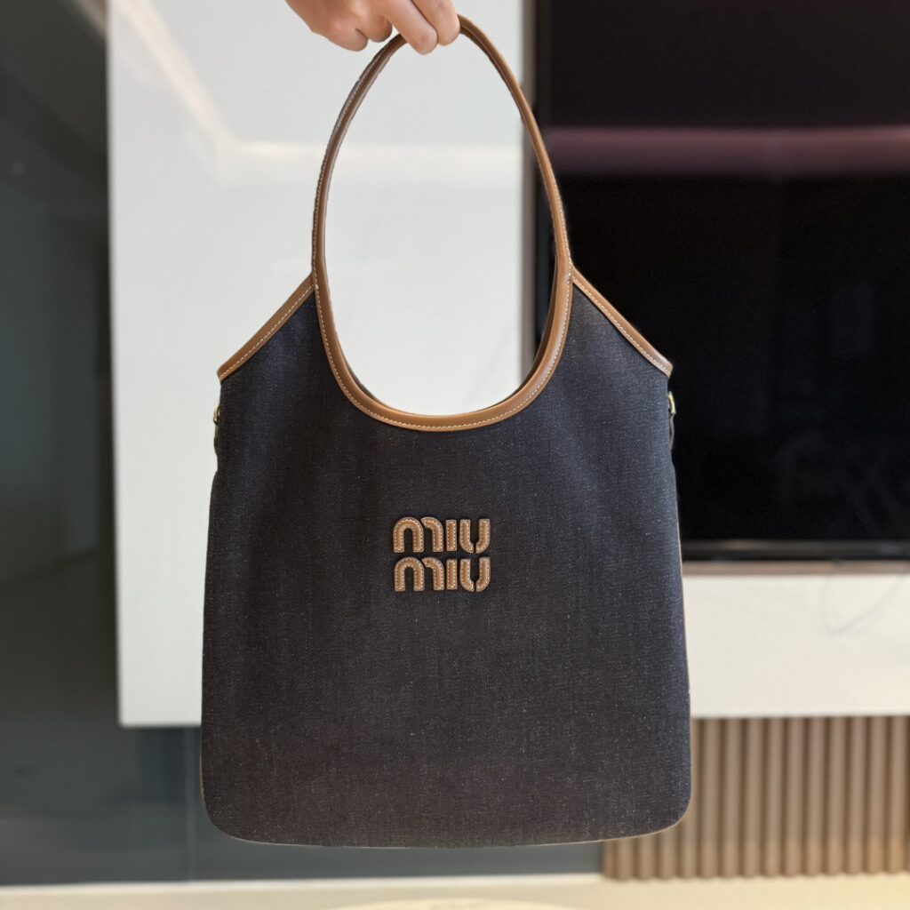 Miumiu-5BG231-Navy blue