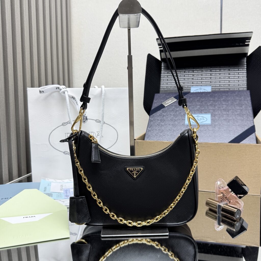 Prada-Nylon Hobo Small-Black-1BH204