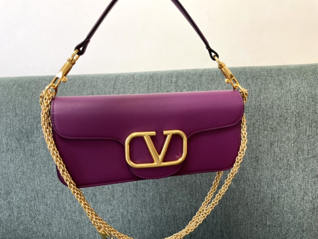 Valentino-VLogoSignacar- Anemone Purple