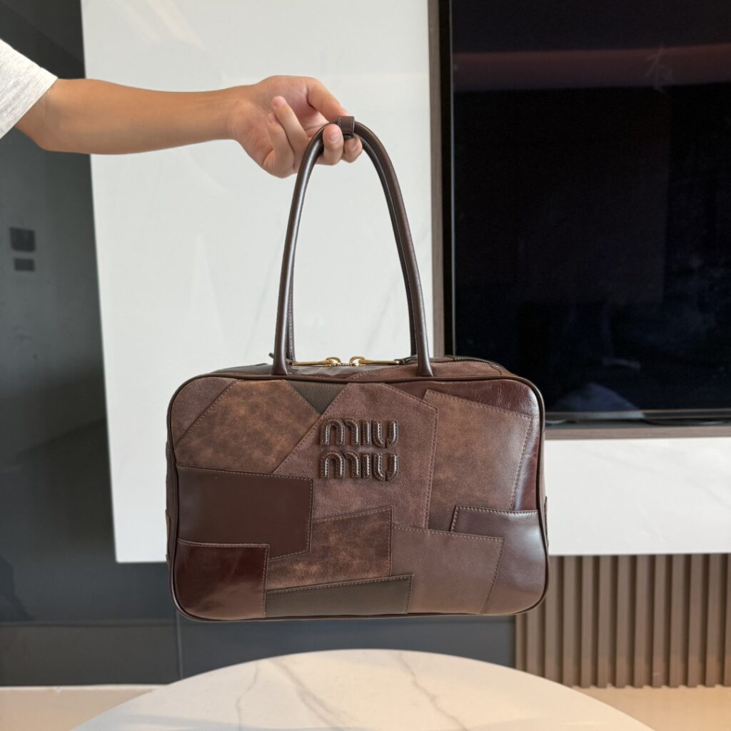 Miumiu-5BB117-3-Chocolate