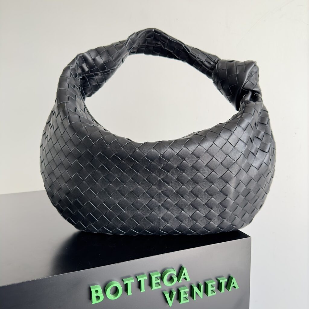 Bottega Veneta-Jodie-Black