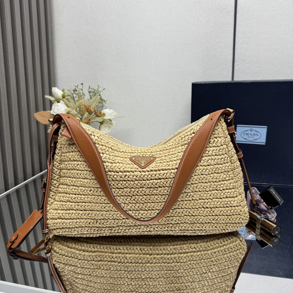 Prada-Aimée Large Woven Shoulder Bag-Large-1BC228