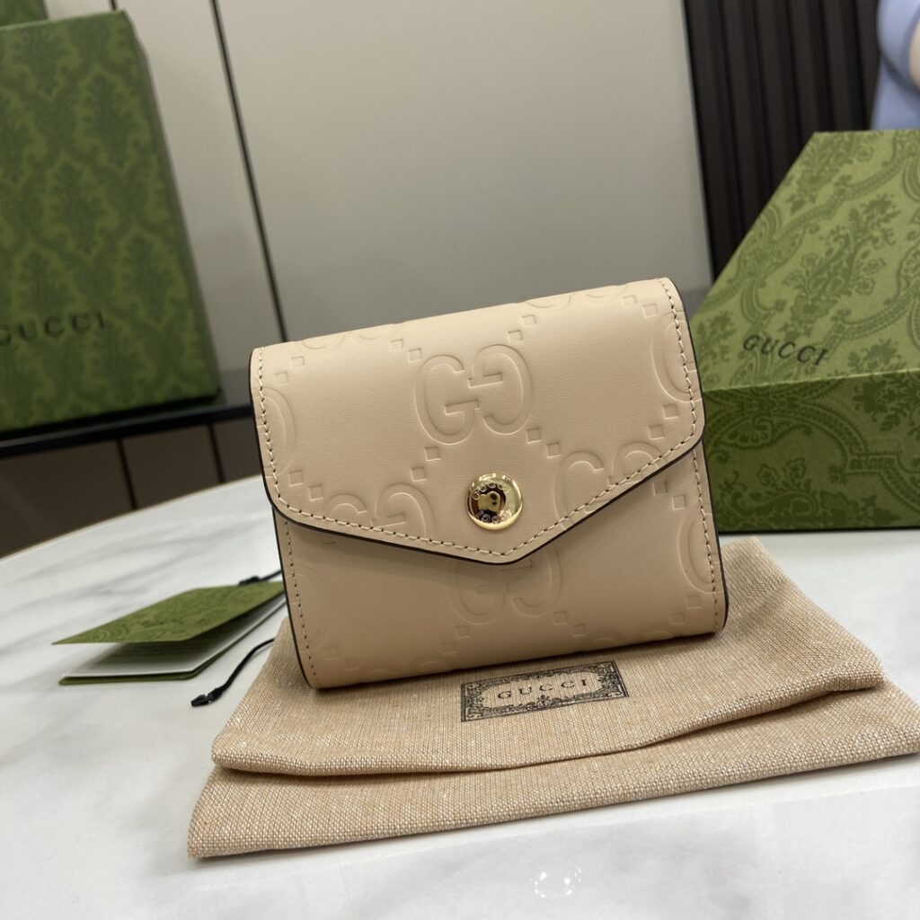 Gucci-Beige-772793