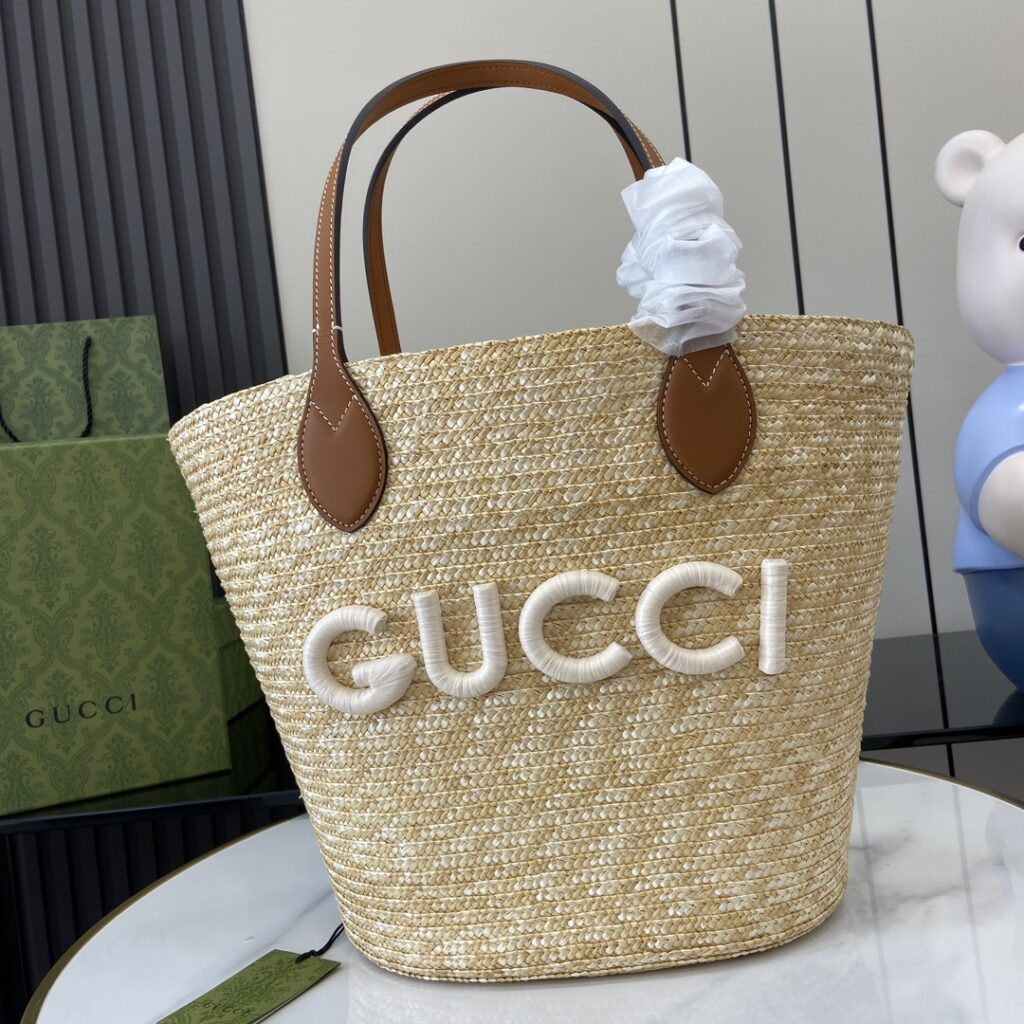Gucci-Lido-Raffia-779530