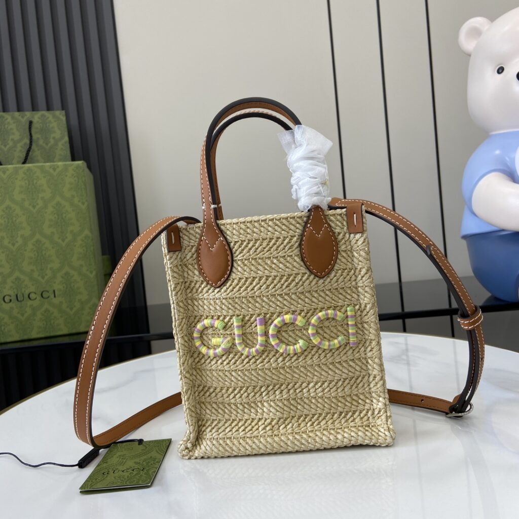 Gucci-Lido-Raffia-780083