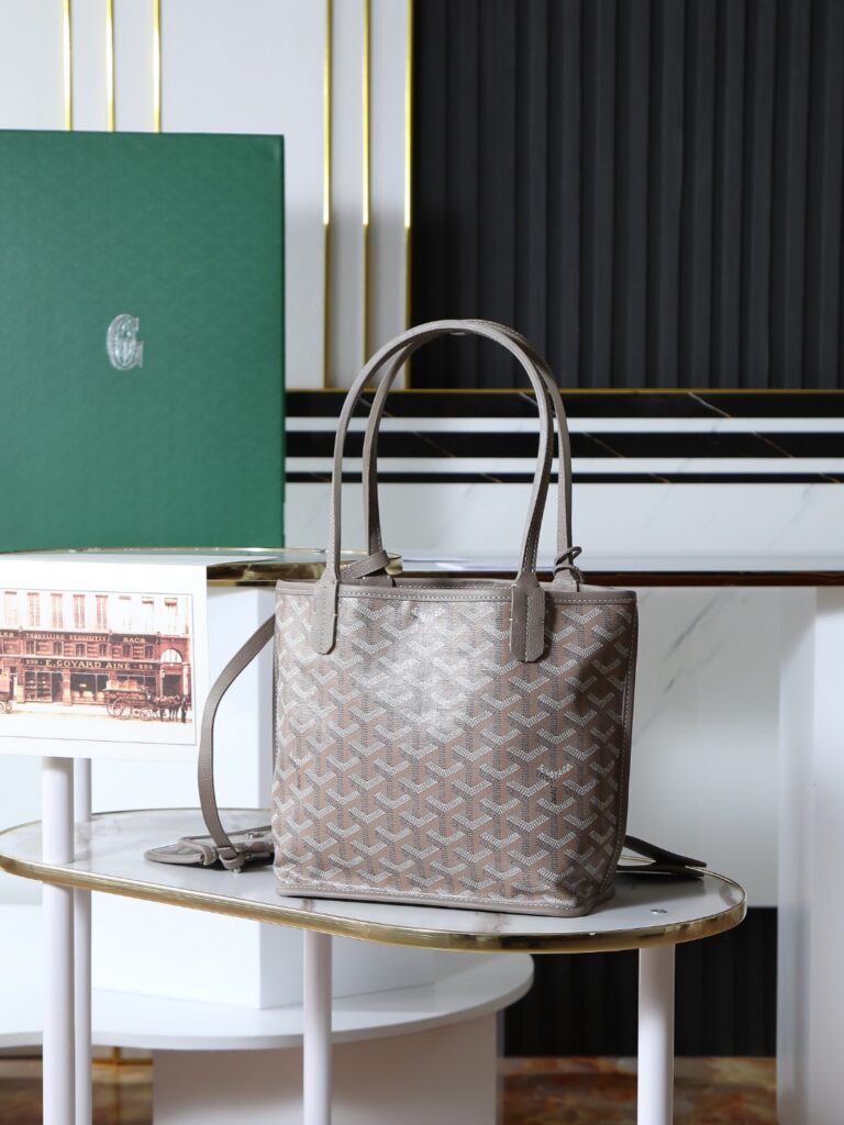 Goyard-2321-Tan