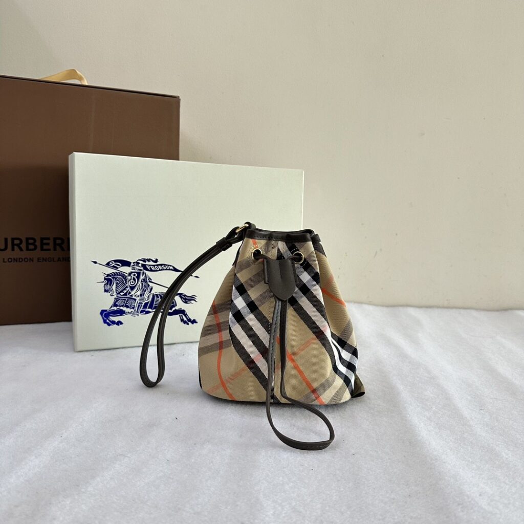 Burberry-Drawstring bucket bag-Small Size-Brown