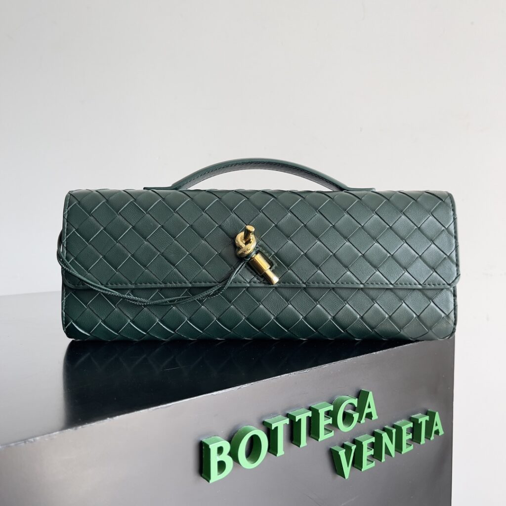 Bottega Veneta-Andiamo-Dark Green