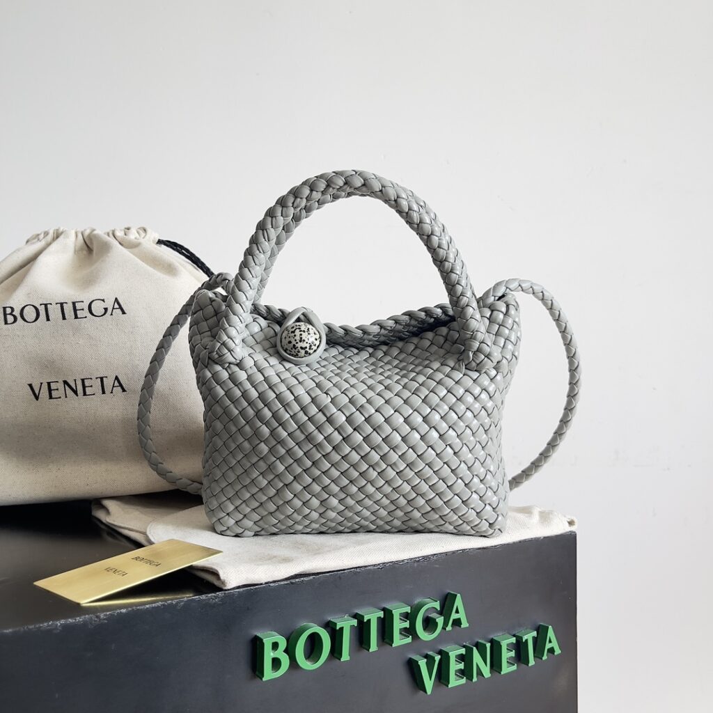 Bottega Veneta-Tosca-Grey