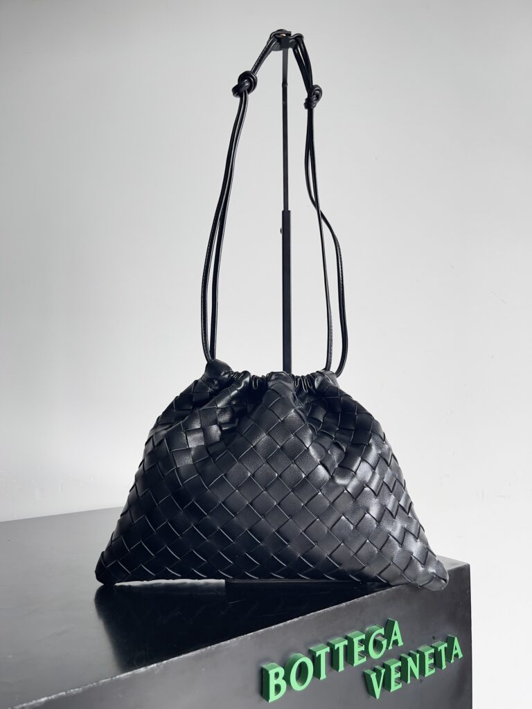 Bottega Veneta--Dustbag-Black