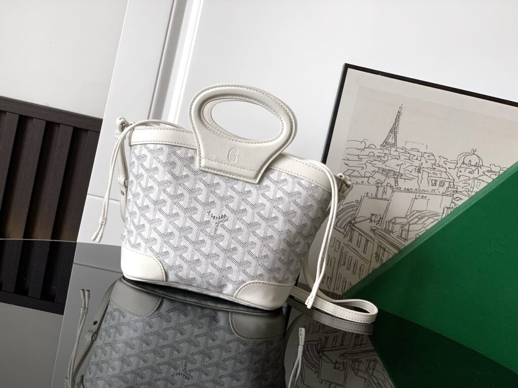 Goyard-Beluga-White