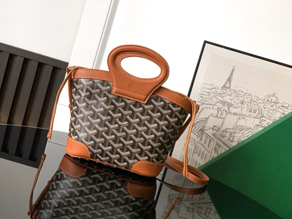 Goyard-Beluga-Brown