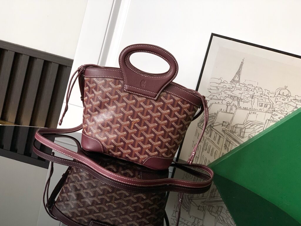 Goyard-Beluga-Dark red