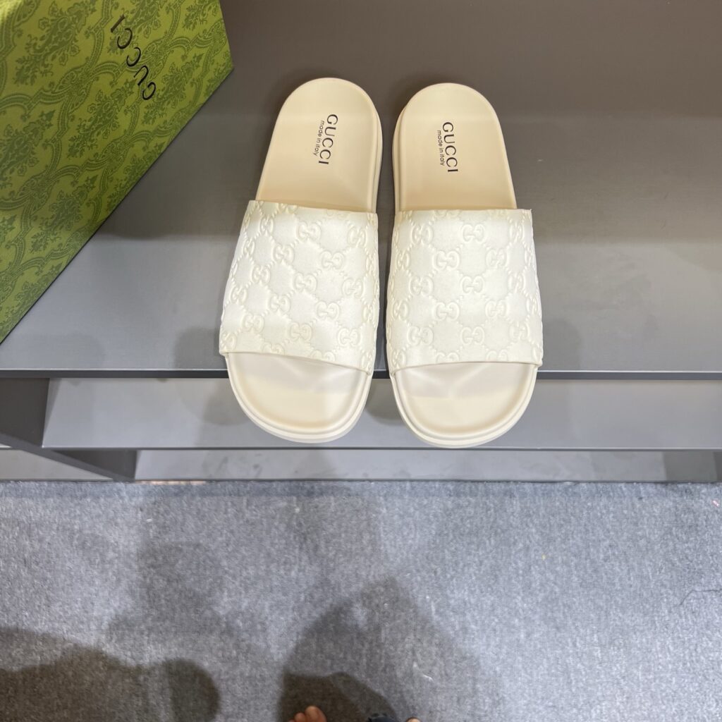 Gucci-Sandals-White-Man
